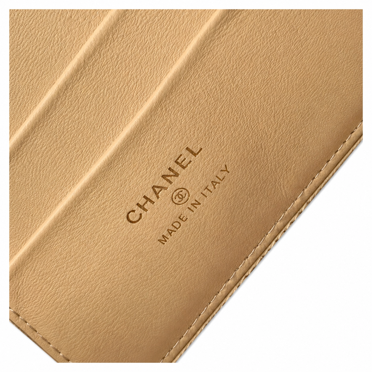 Chanel Natural Raffia Woven Vanity Case | Built-In Mirror, Gold CC Logo & Chain Strap