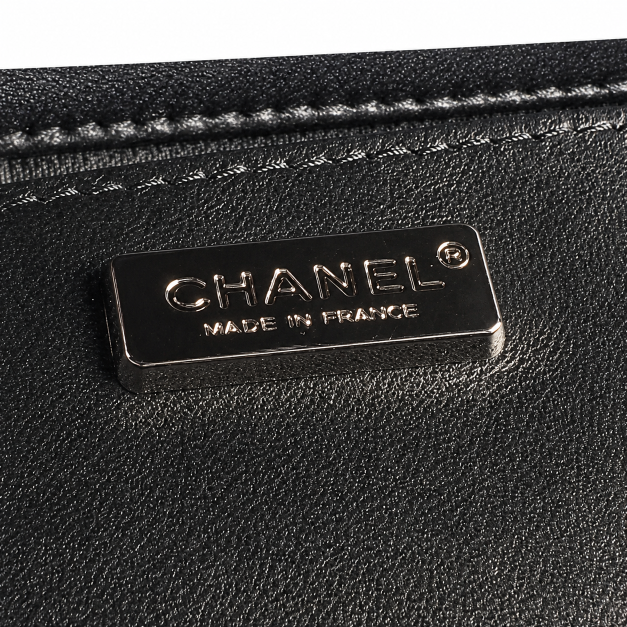 Chanel Classic Quilted Chain Bag | CC Turn-Lock Leather Chain Strap — 21cm