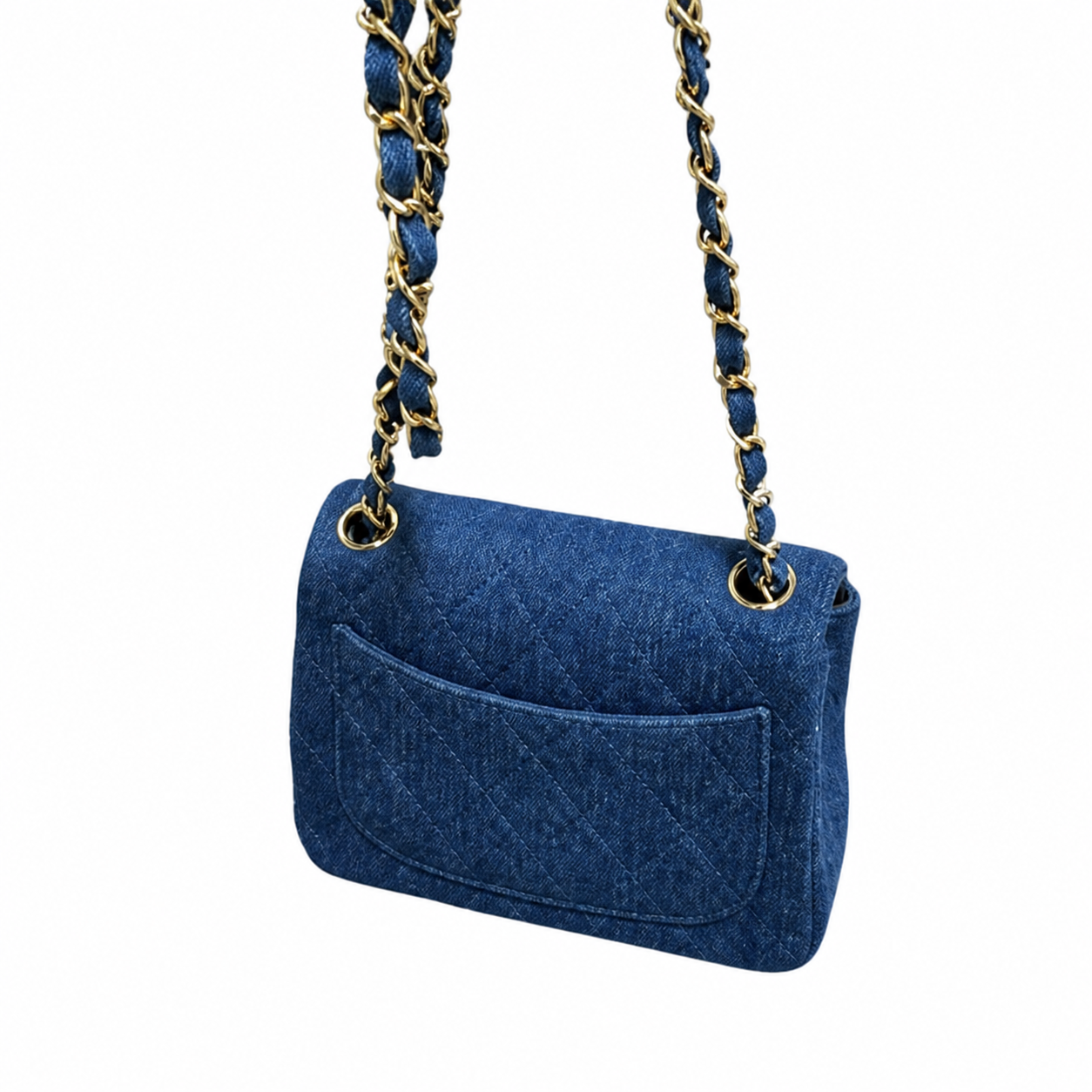 Chanel Classic Quilted Small Flap Bag | CC Hardware & Chain — 17.5cm