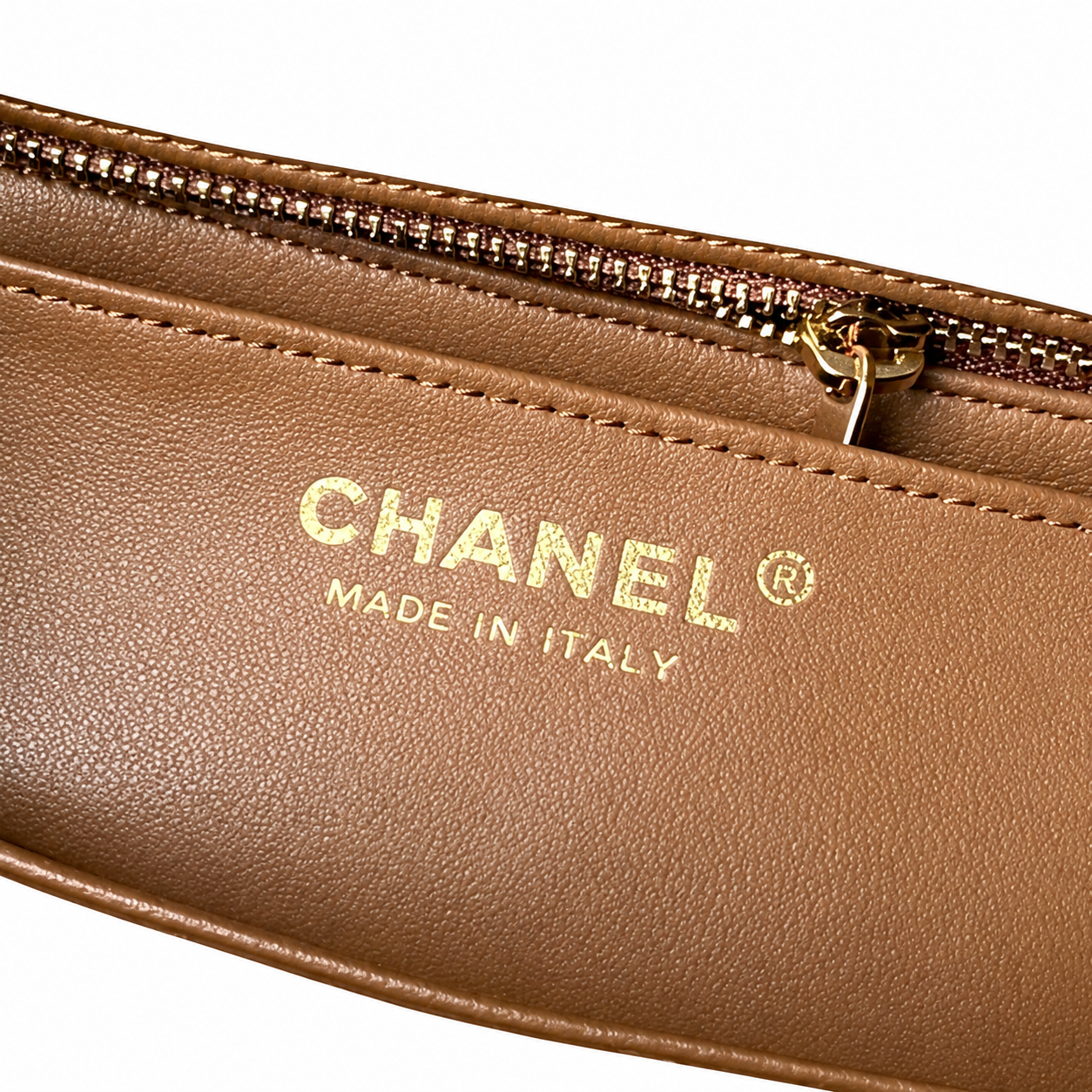 Chanel Quilted Two-Tone Shoulder Bag 20×13×7cm