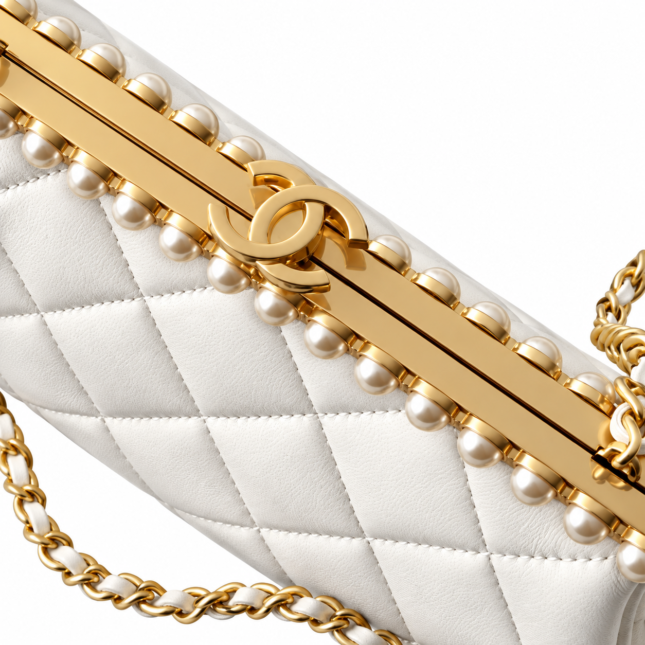 Chanel Pearl Top Frame Clutch White 10×20×7cm