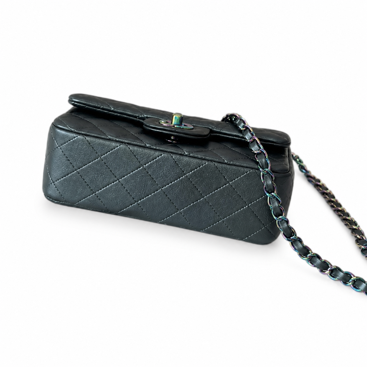 Chanel Classic Quilted Flap Bag | CC Hardware & Chain — 20cm