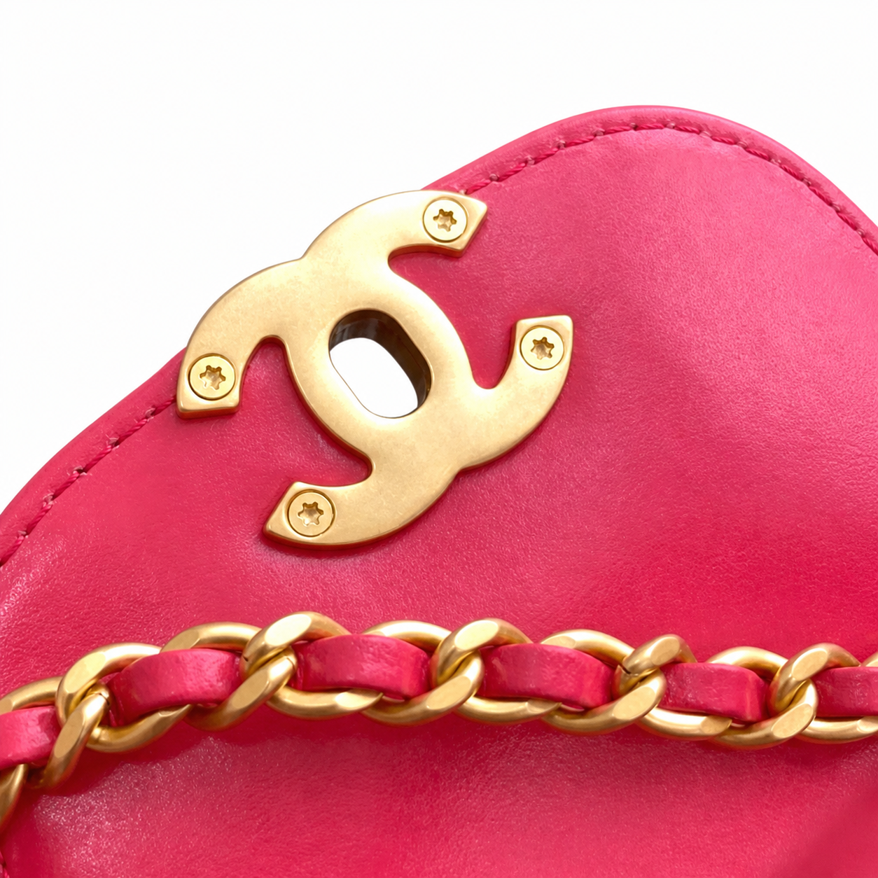 Chanel Classic Quilted Mini Flap Bag | CC Turn-Lock Leather Chain Strap — 13x19cm