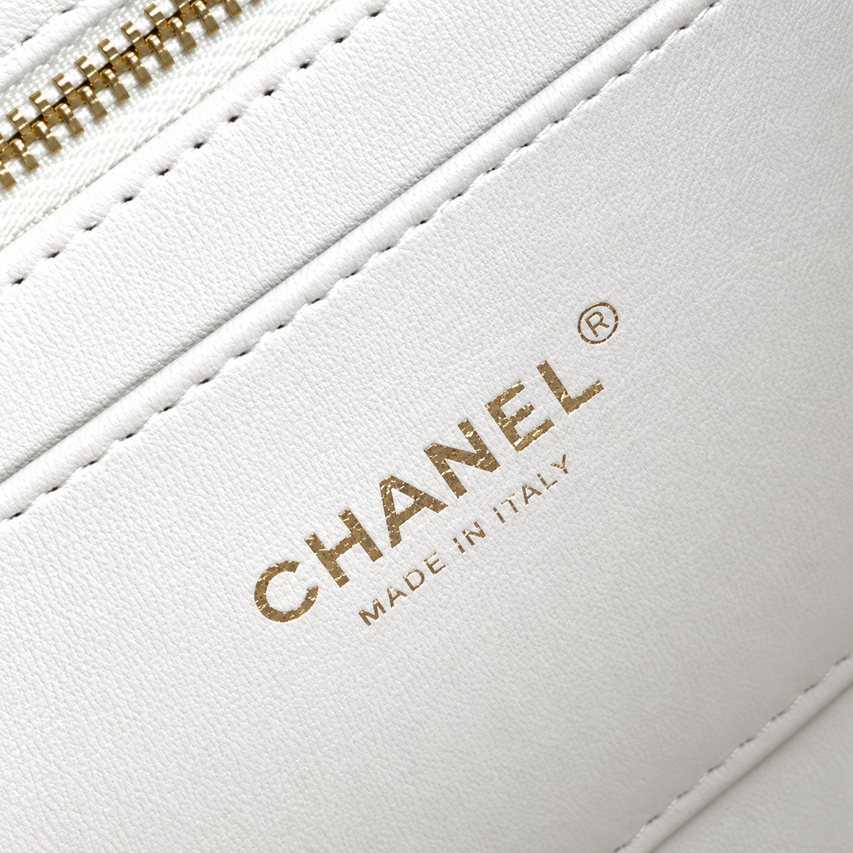 Chanel Quilted Medium Convertible Bag 17×24×11cm