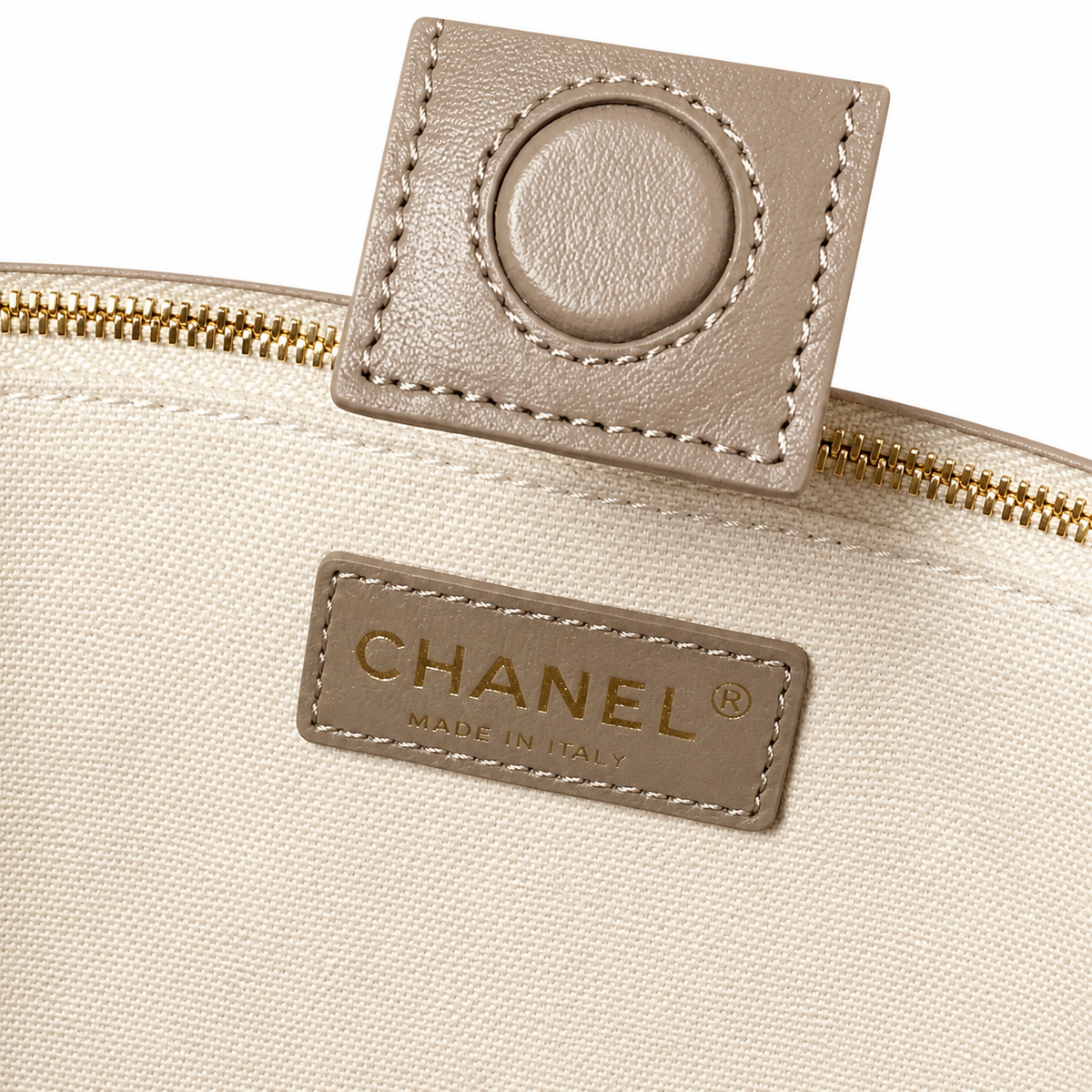 Chanel CC Quilted Top Handle Bag | Detachable Chain & Gold — 27cm