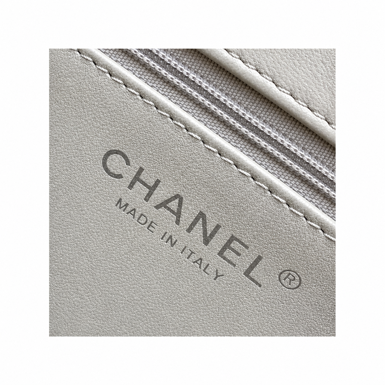 Chanel Classic Quilted Chain Bag | CC Turn-Lock Leather Chain Strap — 22cm