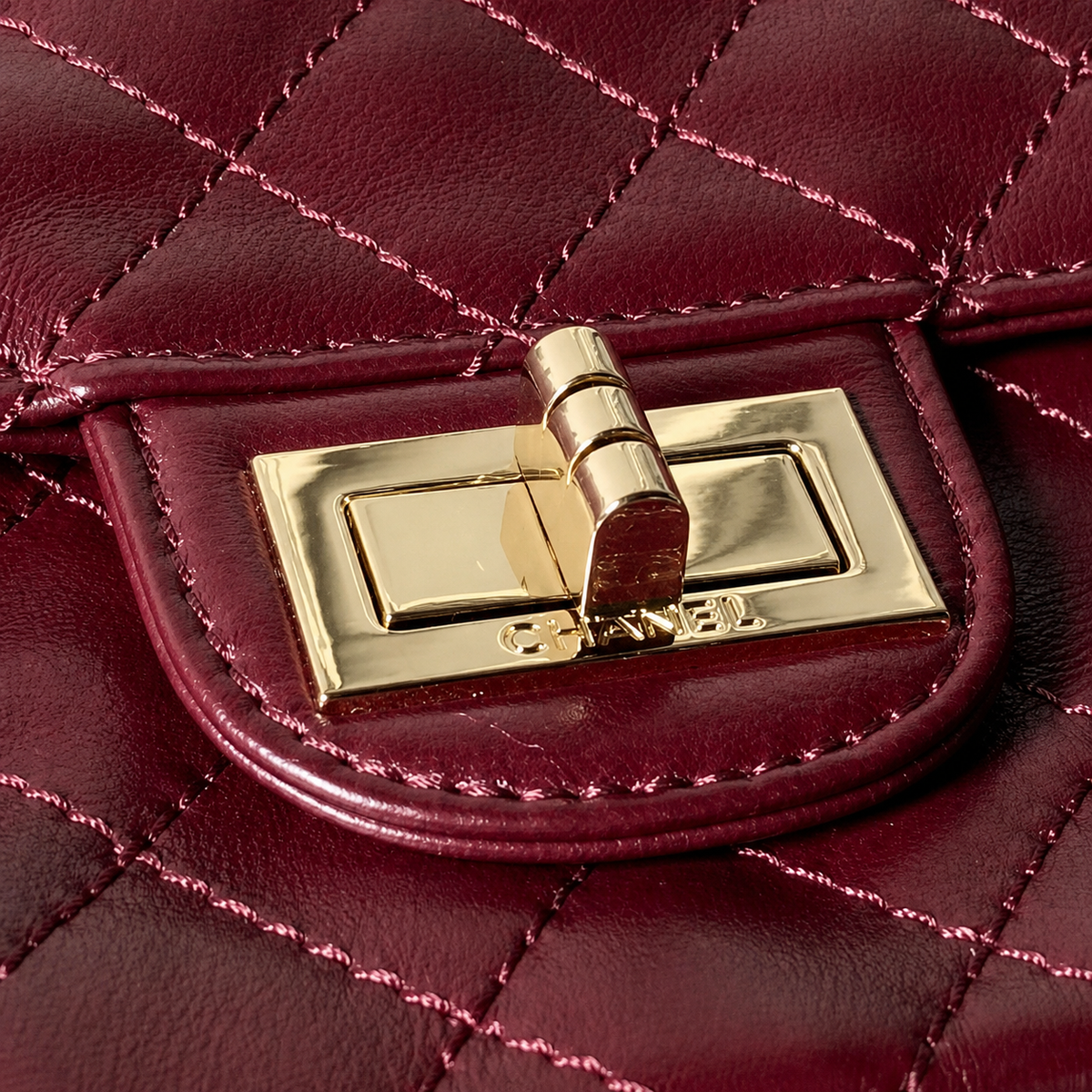 Chanel Classic Quilted Large Shoulder Bag | CC Hardware & Gold Chain — 31cm