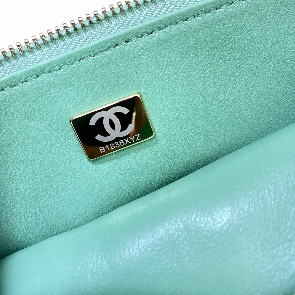 Chanel Jumbo Classic Quilted Flap Bag | CC Hardware & Chain — 33cm