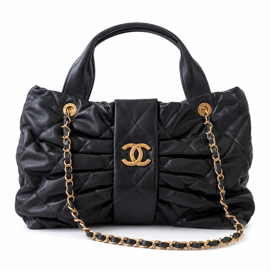Chanel 31 Rue Cambon Quilted Shopping Bag | Gold Medal Chain Black — 29x38cm
