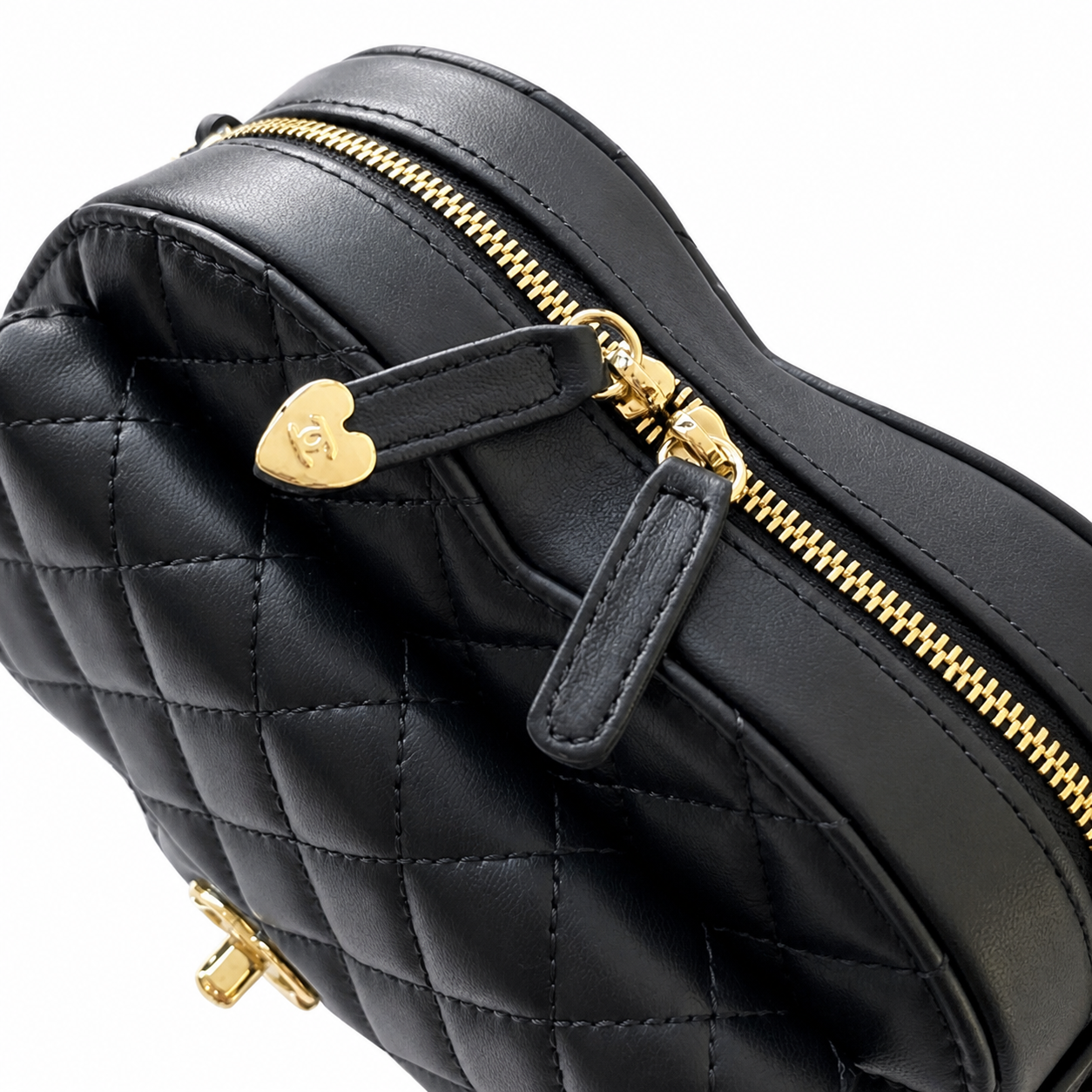 Chanel Heart Bag Navy Blue Quilted Lambskin | Gold CC Turn-Lock — 18cm