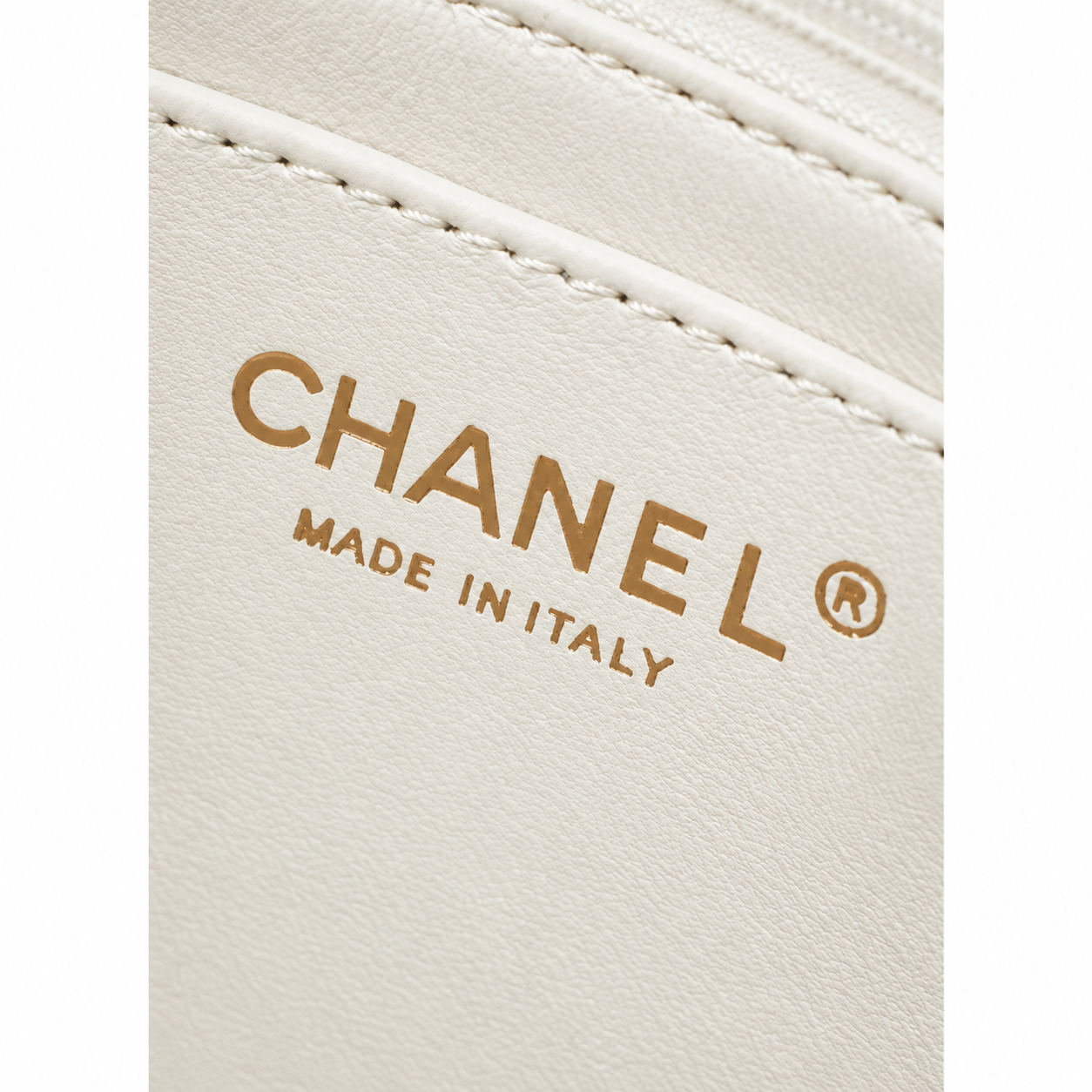 Chanel Quilted Caviar Mini Day Bag 16×21×9.5cm