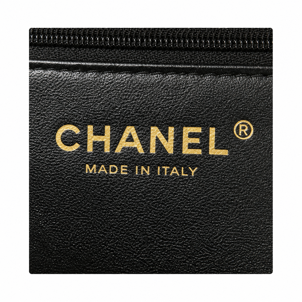 Chanel Classic Quilted Mini Flap Bag | CC Turn-Lock Leather Chain Strap — 13x19cm