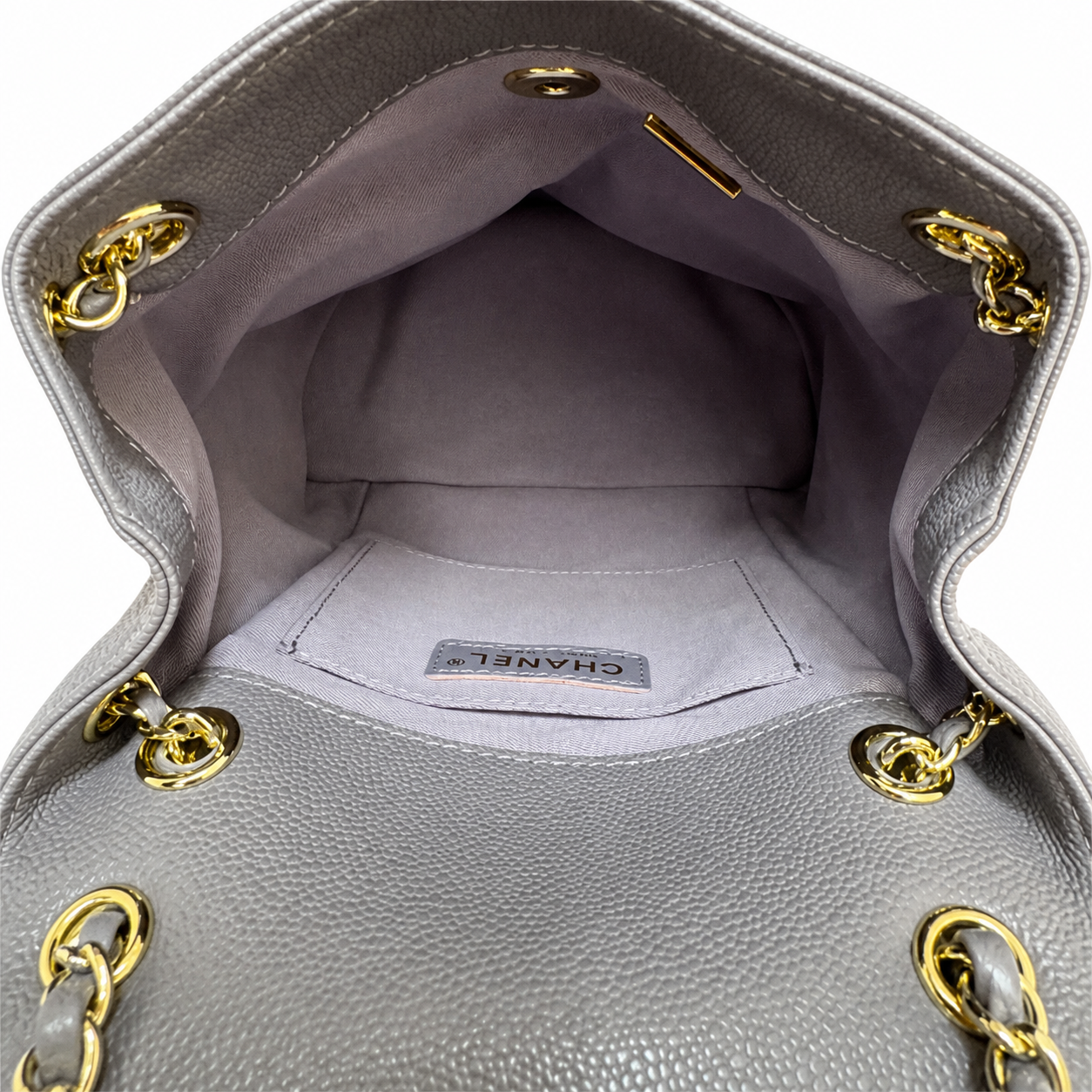 Chanel Duma Iridescent Caviar Backpack | CC Turn-Lock Gold Chain Lilac — 20.5x20cm