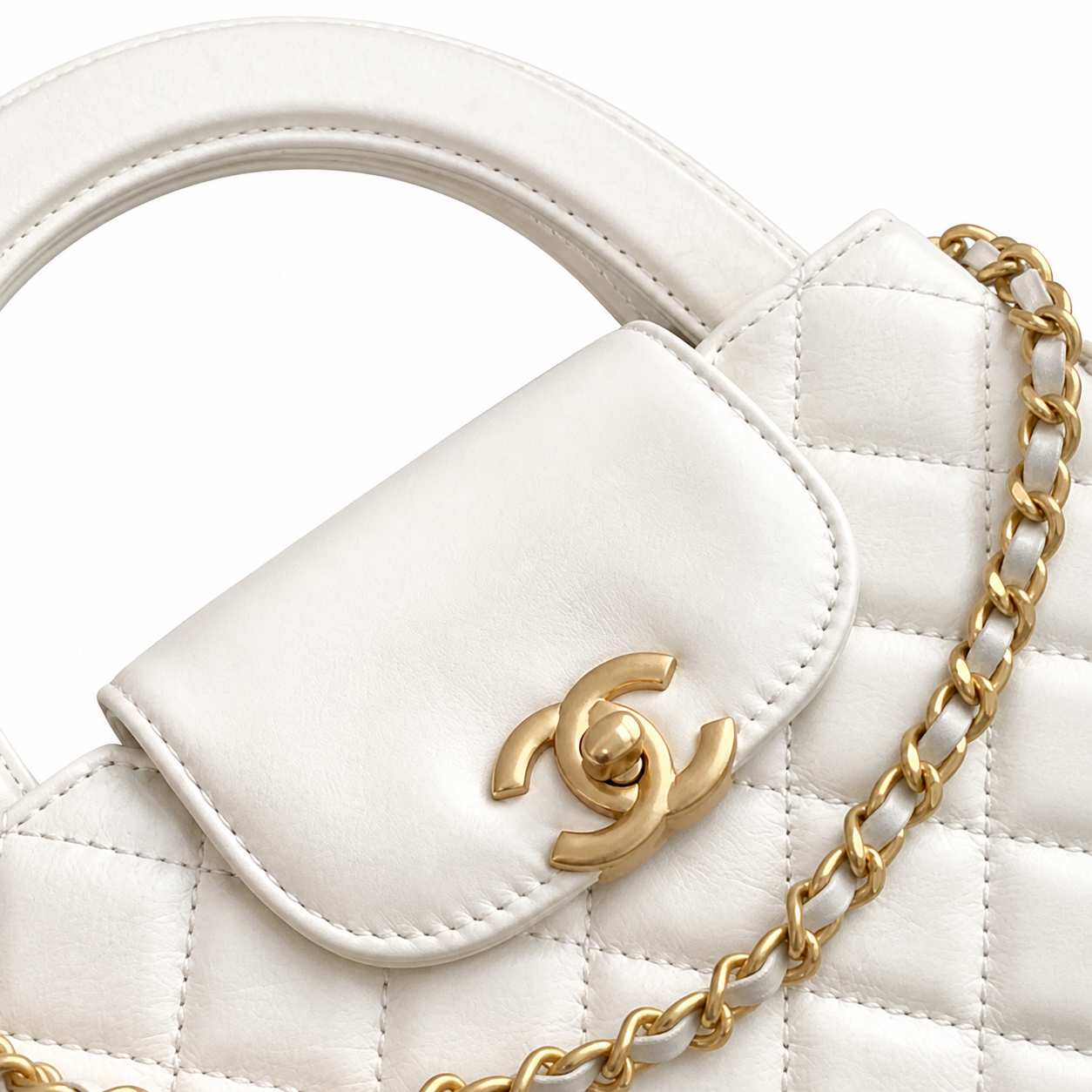 Chanel Classic Quilted Mini Flap Bag | CC Turn-Lock Leather Chain Strap — 13x19cm
