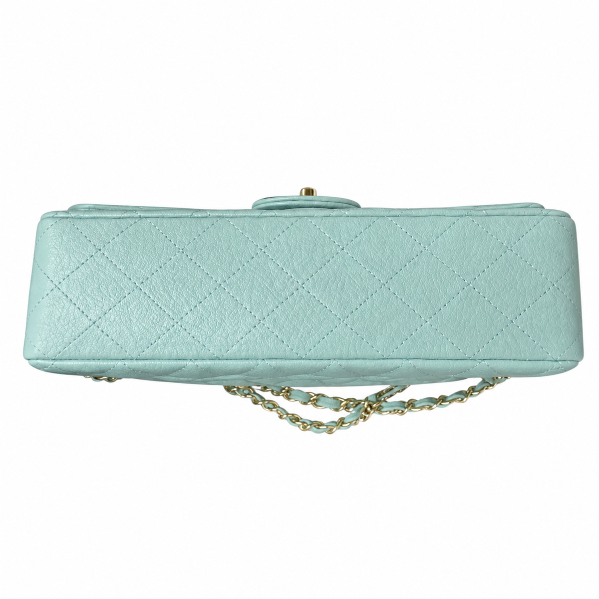 Chanel Classic Quilted Flap Bag | CC Turn-Lock Gold Chain Diamond Quilted — 15.5x25.5cm