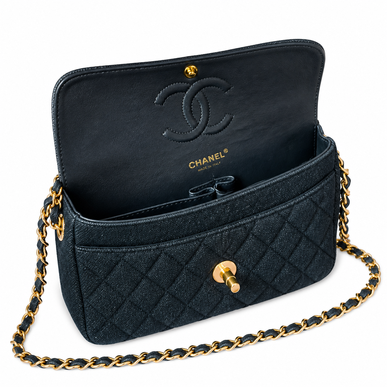 Chanel Classic Quilted Flap Bag | CC Hardware & Chain — 23cm
