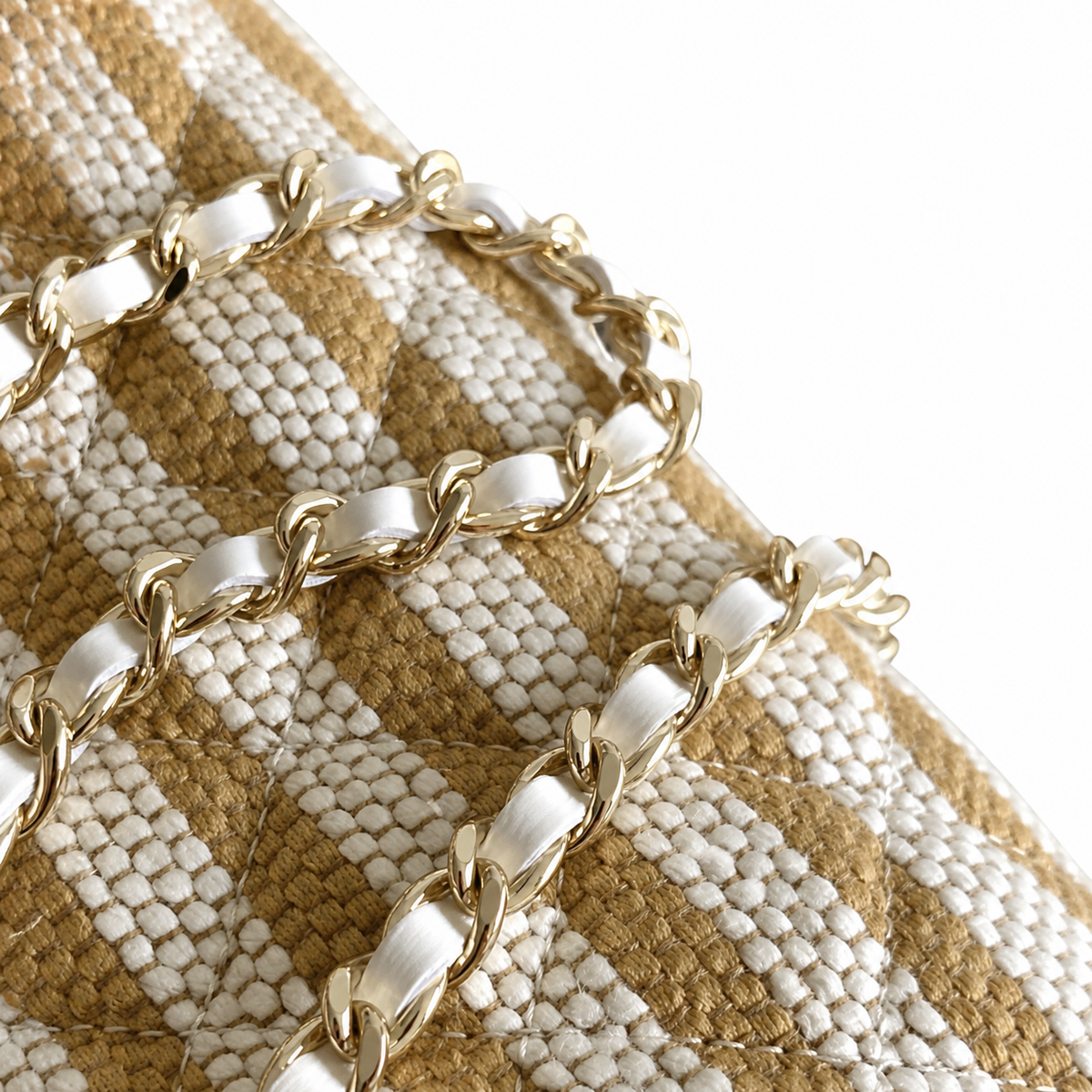 Chanel CC Quilted Mini Flap Bag | Gold Hardware & Chain — 18cm