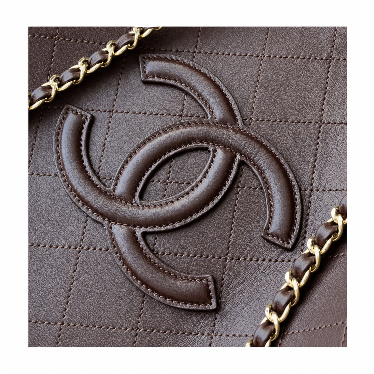 Chanel Burgundy Caviar Leather Large Quilted Shopper Tote | Embossed CC Logo & Gold Chain