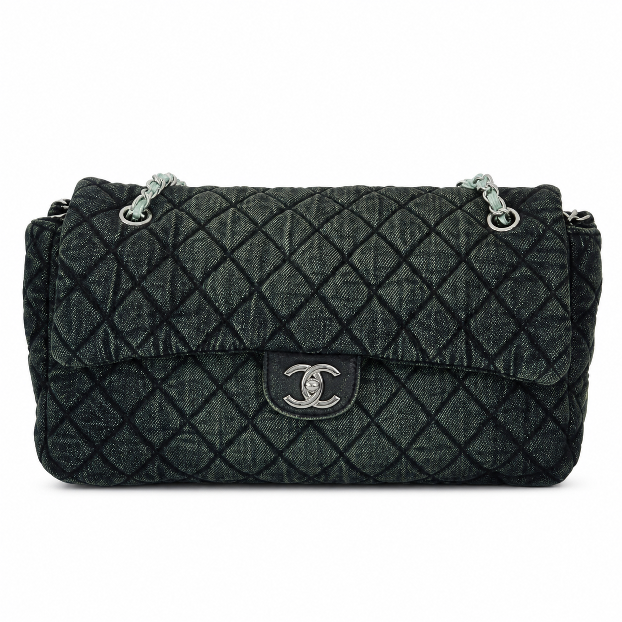 Chanel Classic Quilted Maxi Flap Bag | CC Hardware & Gold Chain — 33cm