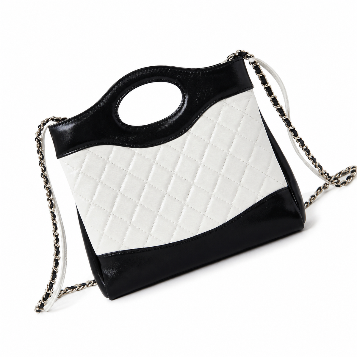 Chanel Classic Quilted Flap Bag | CC Turn-Lock Leather Chain Strap — 22x23cm