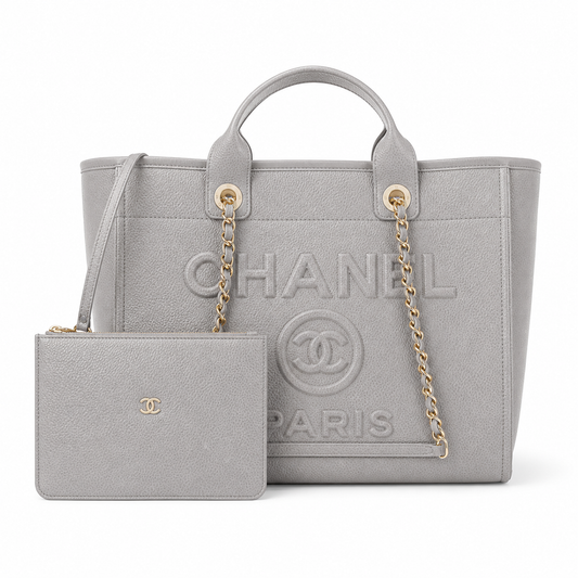 Chanel Classic Quilted Flap Bag | CC Turn-Lock Leather Chain Strap — 30x50cm