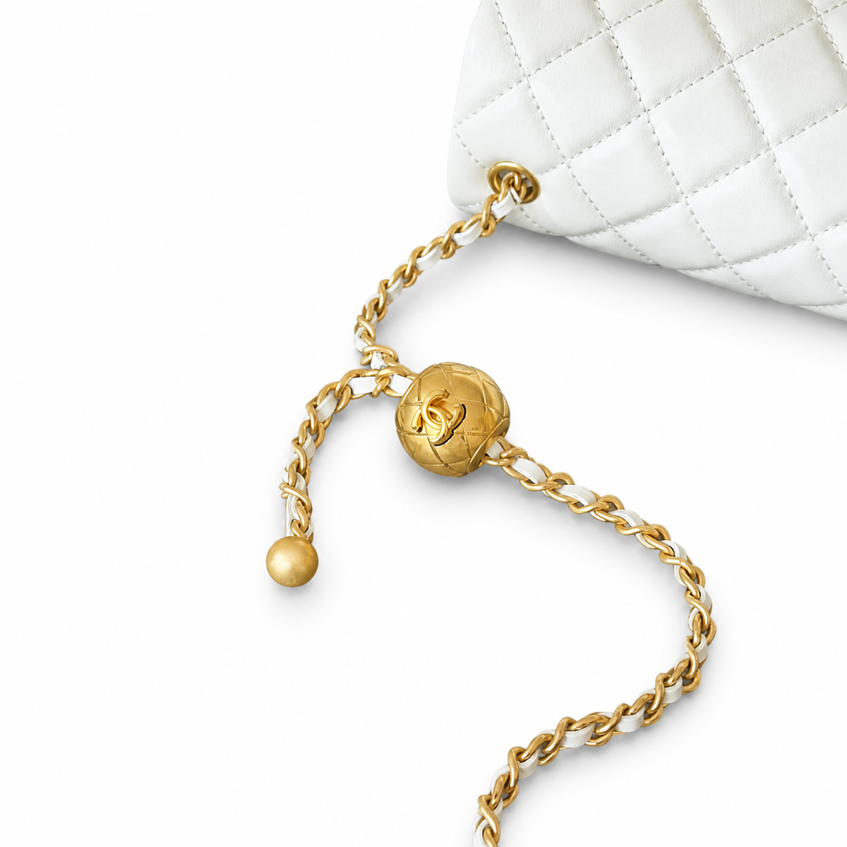 Chanel Classic Flap Bag | CC Turn-Lock Gold Chain Diamond Quilted — 23cm