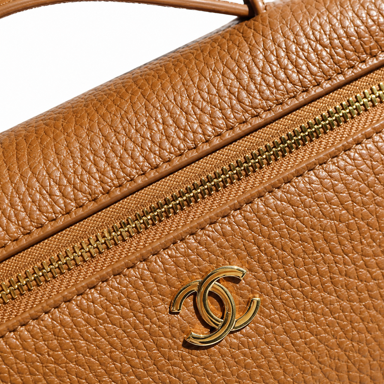 Chanel Caramel Caviar Mini Vanity Case | CC Turn-Lock & Front Zip Pocket — 19cm