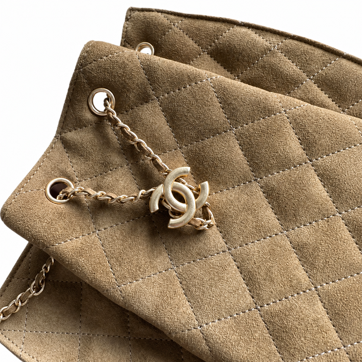 Chanel Classic Quilted Backpack | CC Hardware Chain Straps — 23cm Large