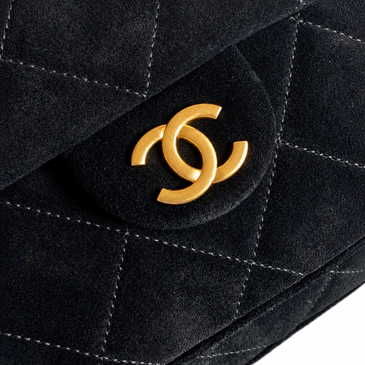 Chanel Classic Quilted Backpack | CC Hardware Chain Straps — 22cm