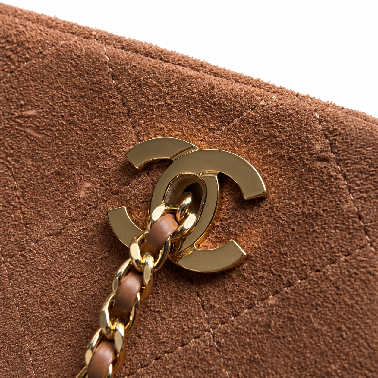 Chanel Quilted CC Wide Flap Handbag | Chain Strap — 32cm
