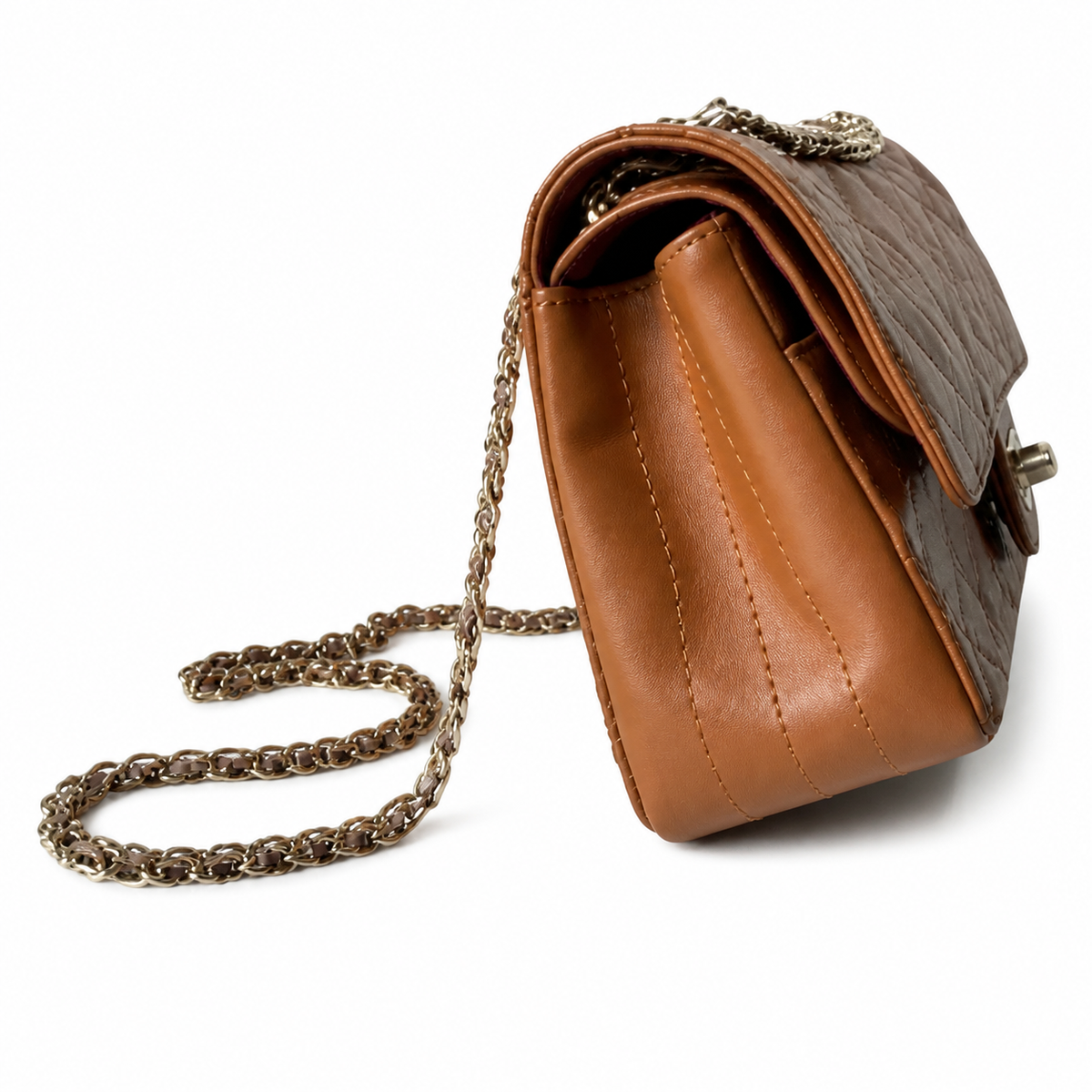 Chanel Classic Quilted Flap Bag | CC Turn-Lock Gold Hardware Leather Chain — 24x16cm