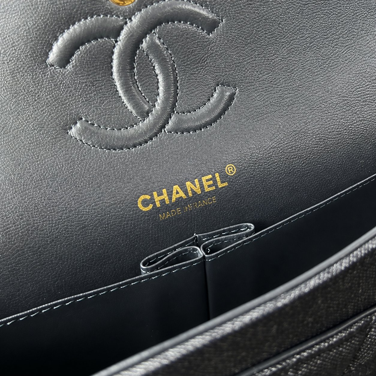 Chanel Classic Quilted Flap Bag | CC Hardware & Chain — 23cm