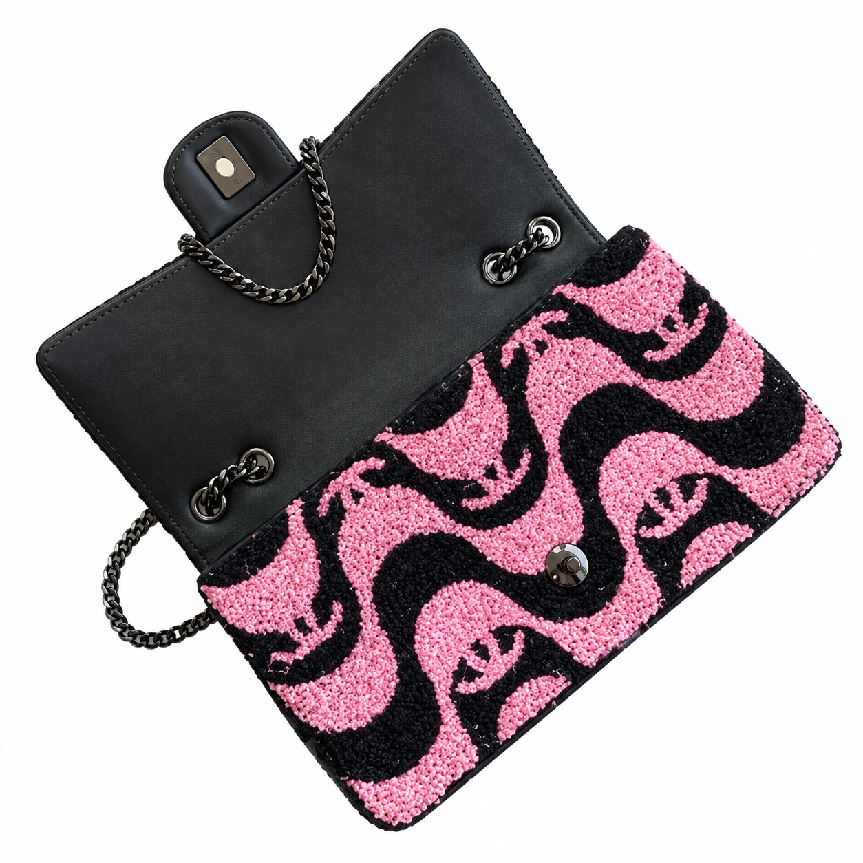 Chanel Quilted Camera Bag 15×25×7cm