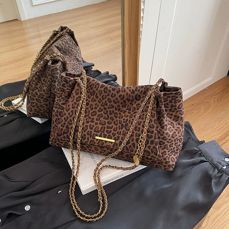 Leopard Print Suede Chain Shoulder Bag 12cm